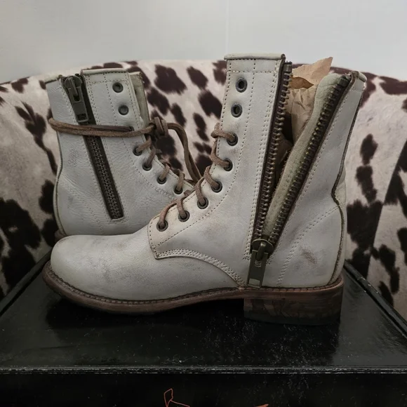 FREEBIRD BY STEVEN OG Manchester Combat Boot In Taupe - Picture 8 of 13